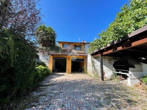Villetta bifamiliare in Via Superga, 47, Baldissero Torinese