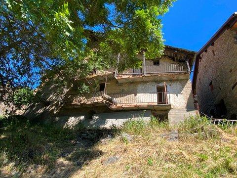 Casa di paese in Borgata Pequerel, s.n.c, Fenestrelle