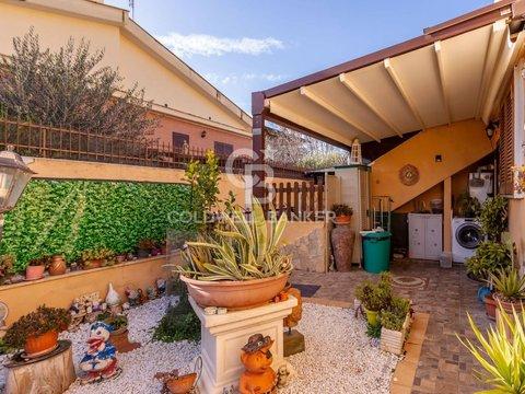 Trilocale in Via Castel di Lama, Corcolle - San Vittorino, Roma