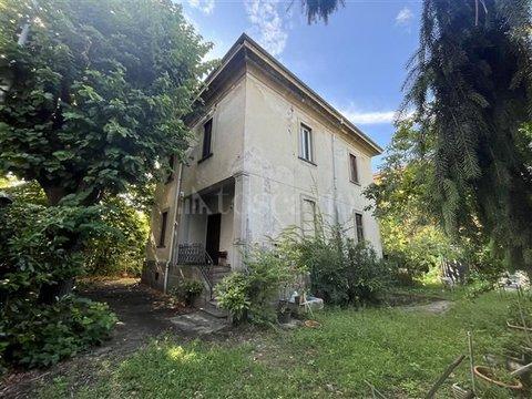 Villa in Via Lodovico Il Moro, Naviglio Grande - San Cristoforo, Milano