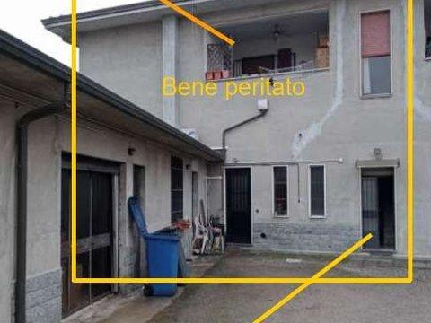 Trilocale in Via Giuseppe Garibaldi, 3, Dairago