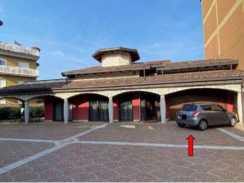 Villa in Via Giuseppe Garibaldi, 195, Santa Maria Rossa, Garbagnate Milanese