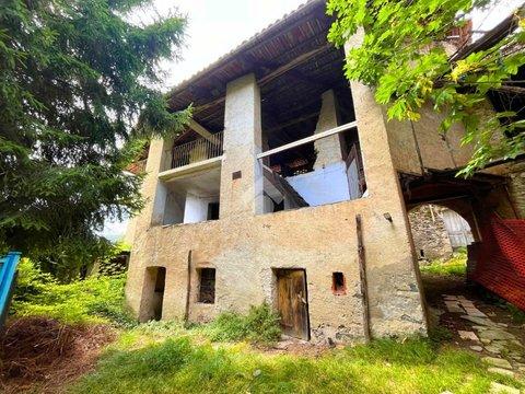 Casale/cascina in Via Cavalice, 10, Val di Chy