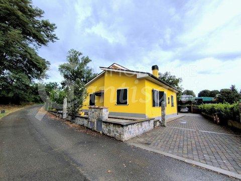 Casa indipendente in Viale Giovanni XXIII, Borgo San Lorenzo