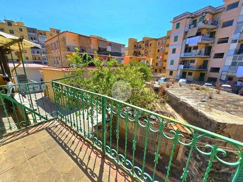 Bilocale in Via Torretta Fiorillo, 186, S. M. la Bruna - Leopardi - Sant'Antonio, Torre del Greco