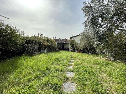 Appartamento su due piani in Via Antonio Gramsci s.n.c, Colonnata-Camporella, Sesto Fiorentino