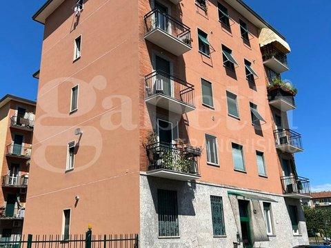 Bilocale in Via Cinque Maggio, 23, Quarto Oggiaro, Milano