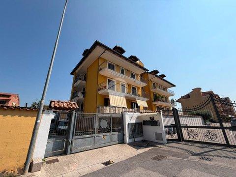 Trilocale in Via Vicinale Casa D'Agostino, 8, Zona Spazzilli-Oasi Sacro Cuore, Giugliano in Campania