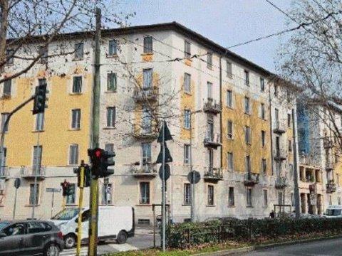 Trilocale in Viale Tibaldi, 53, Gottardo, Milano