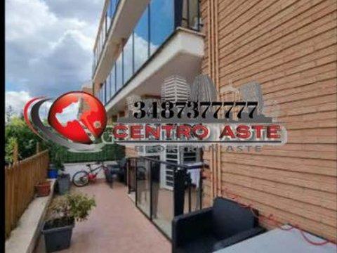 Trilocale in Via Cardinale Luigi Traglia, Ponte di Nona - Colle degli Abeti, Roma
