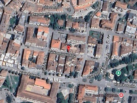 Monolocale in Via Antonio del Pela, 31, Centro, Castelfiorentino