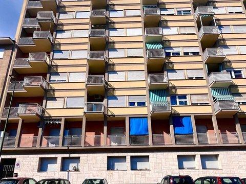 Trilocale in Corso Sebastopoli, 12, Filadelfia, Torino