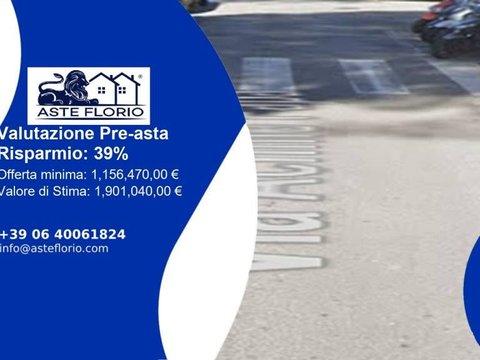 Trilocale in Via Achille Papa, Mazzini - Lungotevere, Roma