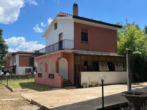 Villa in Via Giacomo Matteotti, 90, San Cesareo