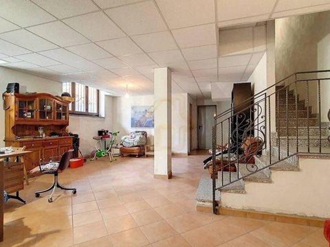 Villa in Via Calabria, 13, Pagliera, Lainate