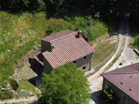 Casa indipendente in Località Caspriano, s.n.c, Londa