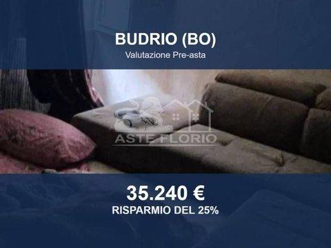 Trilocale in Via Andrea Costa, 47, Budrio