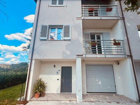 Villetta a schiera in via F. Masi, 4, Castiglione dei Pepoli