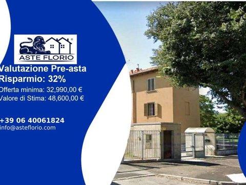 Bilocale in Via Magenta, Lucernate-Ghisolfa, Rho