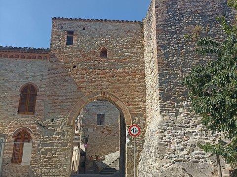 Appartamento su due piani in Via San Lucia, 52, Montefortino
