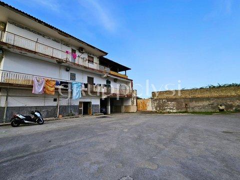 Quadrilocale in Via Luigi Renato Sansone, s.n.c, Mugnano di Napoli