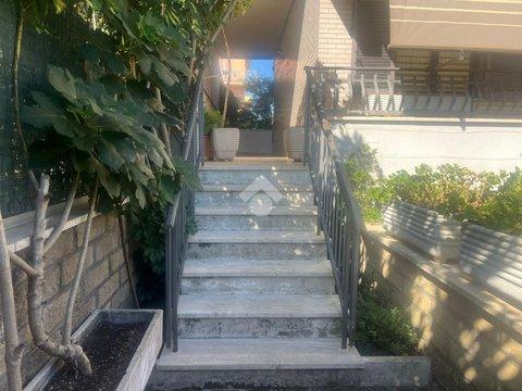 Villetta a schiera in Via Vignale, s.n.c, Belvedere Montello - Monte del Marmo, Roma