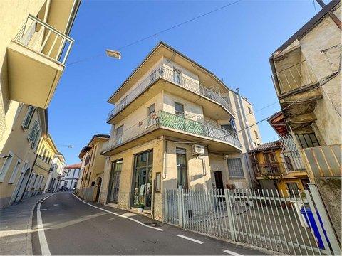 Bilocale in Via Tana, 19, Centro Storico, Chieri