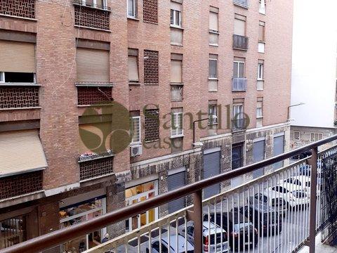 Trilocale in Via Tuscolana, 979, Don Bosco, Roma