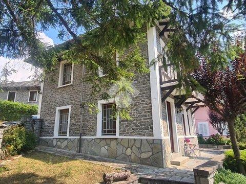 Casa indipendente in Corso Savoia, 18, Groscavallo
