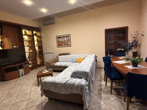 Quadrilocale in Via Padova, s.n.c, Vicaria-Arenaccia, Napoli
