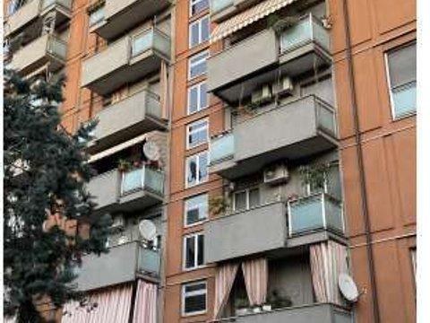 Bilocale in Via Santuario del Sacro Cuore, 3, Comasina, Milano