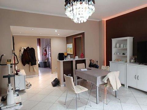Trilocale in Via Monviso, 94, Santa Maria Rossa, Garbagnate Milanese