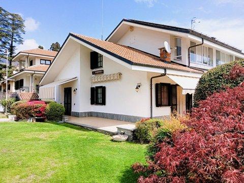 Villa in Via Monte Palavas, 13, Luserna San Giovanni