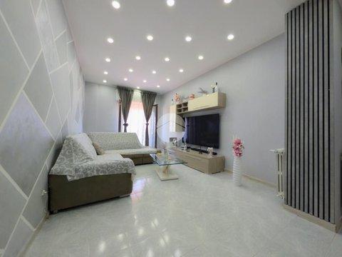 Trilocale in Via Giacomo Puccini, 12, Melito di Napoli