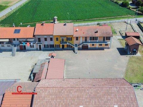 Trilocale in Cascina Tetto Cellaro, 55 -57, Poirino