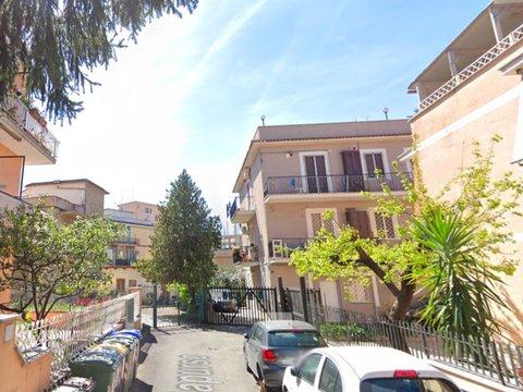 Appartamento in Via Borgonuovo, 19, Germagnano