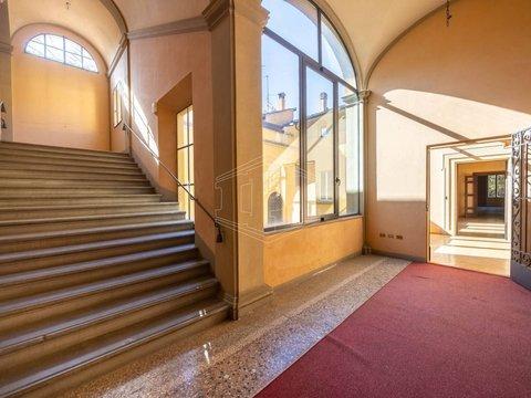 Appartamento in Strada Maggiore, Centro Storico, Bologna