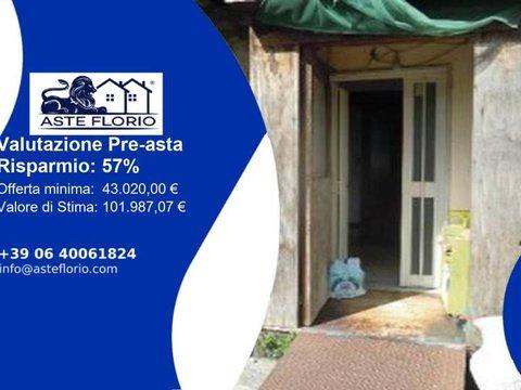 Quadrilocale in via Marano Quarto, 39, Centro Città, Marano di Napoli