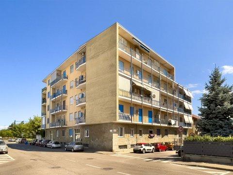 Trilocale in via Monginevro, 15, Beinasco