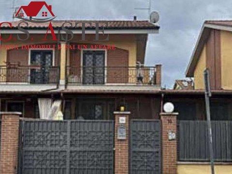 Villetta a schiera a Infernetto, Roma