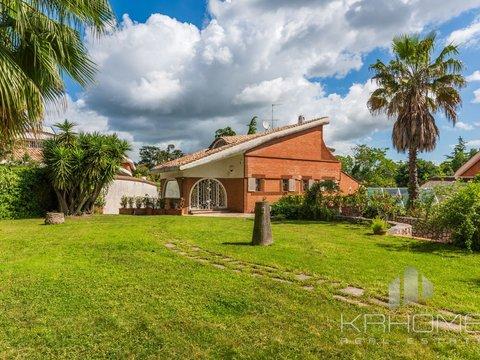 Villa in Via Nomentana, San Cleto, Roma