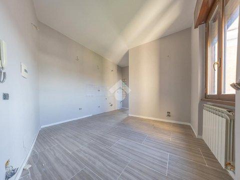 Trilocale in Via Modena, 3, Villalba, Guidonia Montecelio