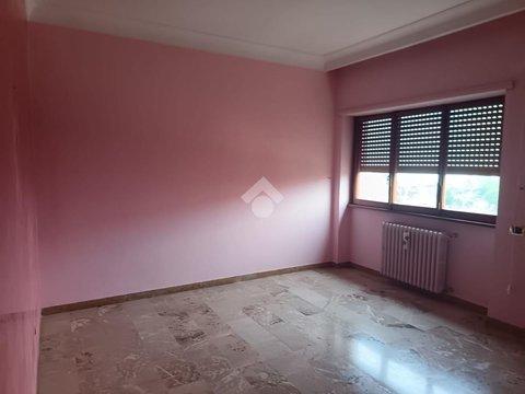 Trilocale in Corso Vittoria Colonna, 59, Marino Centro, Marino
