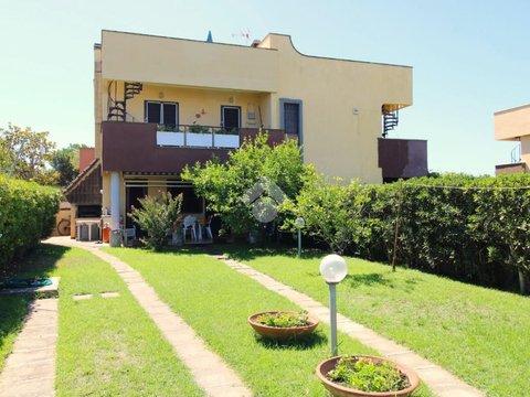 Trilocale in Via delle Mammole, 3, Colle Romito - Lido dei Pini, Ardea