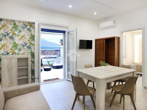 Trilocale in Viale Leone, 19, Centro, Portici