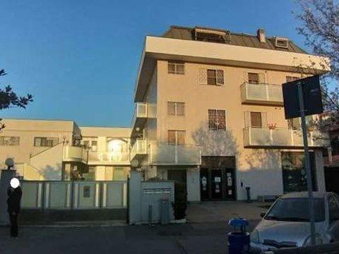 Appartamento in via Rodolfo Morandi, 25, Segrate Centro, Segrate