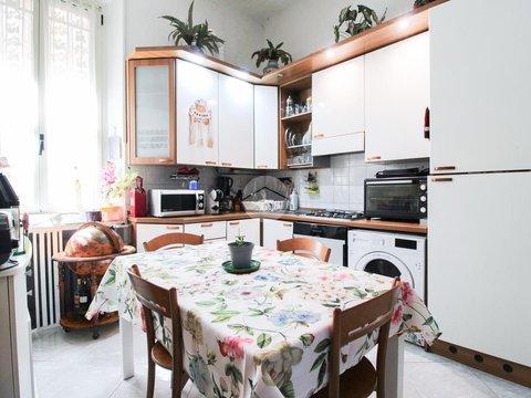 Trilocale in Via Alessandro Astesani, 32, Affori, Milano