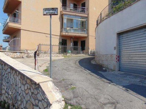 Bilocale in Via Antonio del Re, 49, Tivoli Alta - Piagge, Tivoli