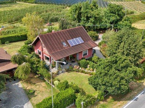 Villa in Stradale Torre Pellice, 80, Bricherasio