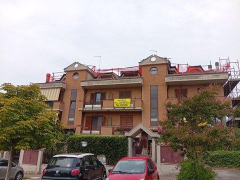 Appartamento su due piani in Via Frati Crociferi, 8, San Matteo - Cappuccini, Monterotondo